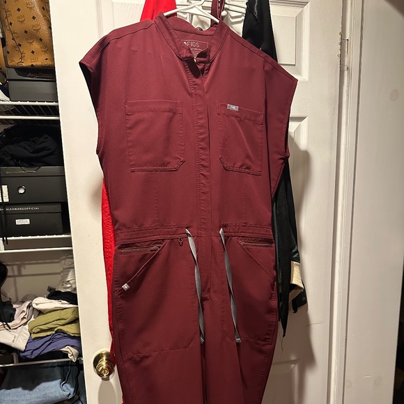 Rafaela Cargo ScrubJumpsuit - Picture 1 of 3